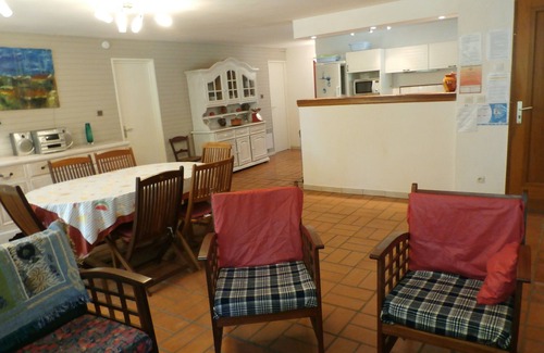 Chartrier-Ferriere House | Gîte 8 people, 1 swimming pool, 2 private car parks "Aux Gîtes du Causse