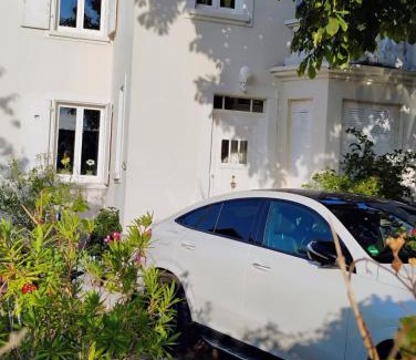 Chatenois Apartment | Gîte avec parking, au calme, entre Colmar-Riquewihr et Obernai ,marchés de Noël, 3 chambres, avec terrasse