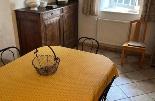 Veranne House | Gîte de charme avec cheminée, jardin et wifi, proche rando et ski à Véranne - FR-1-496-255