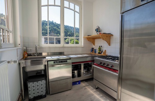 Mont-Dore Villa | Gîte de Charme Avec Piscine Privée Couverte et Chauffée