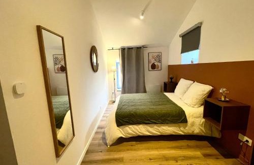 Chauvigny Apartment | Gîte De la Cour au Grenier 2