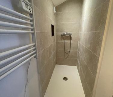 Chauvigny Apartment | Gîte De la Cour au Grenier 2
