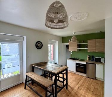 Pontorson Apartment | Gîte de la petite tour