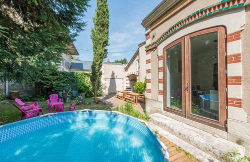 Montlouis-sur-Loire House | Gîte for 10 people - near Tours - Period house