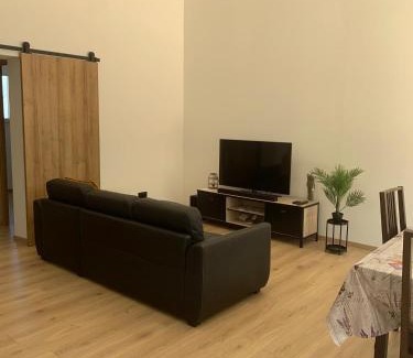 Saint-Saturnin-les-Apt Apartment | Gîte Lavande Luberon