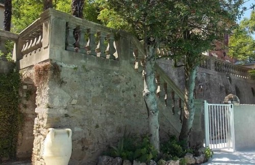 Pont-Saint-Esprit Cottage | Gîte LE ROCHER of 45m²