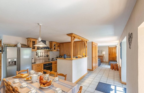 Brion House | Gîte Les Bouteillers 6/8 persons