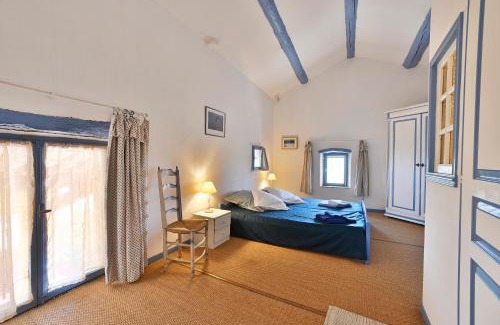 Lussan Apartment | Gîte Pina - Gîte avec piscine partagée