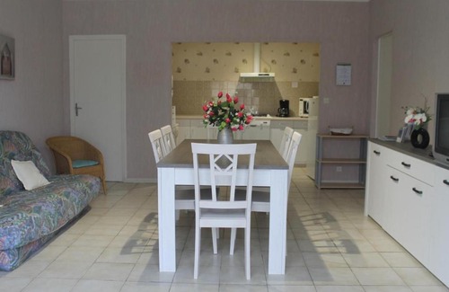 Saint-Vivien-de-Medoc House | Gîte Saint-Vivien-de-Médoc, 4 pièces, 5 personnes - FR-1-440-235