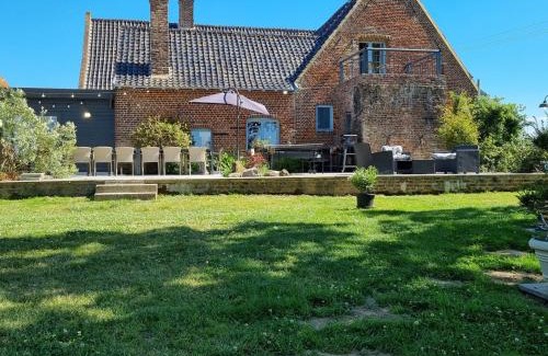 Oudezeele House | Gîte Typique des Flandres, 9 Couchages, Grand Jardin, Cheminée, Activités Proches - FR-1-510-16