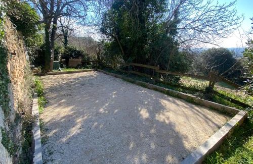 Tresques House | Gîtes in Mas Uzes zwembad en grote tuin