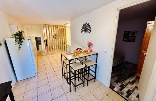 Le Breuil Apartment | Gîtes Montvaltin - Appartement T2 52m2