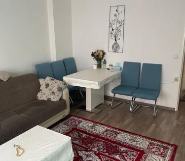 Neukoelln House | Güneş East Side Elegance