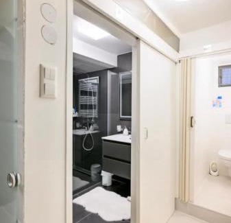 Loerrach Apartment | Günstiges grünes Ferienzimmer mit separater moderner Dusche