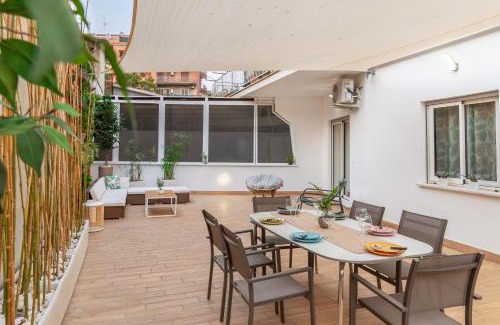 Monte Sacro Apartment | G&G Green Garden - Appartamento con Ampio Terrazzo esterno By followgreenhouserome