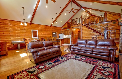 Conway Cabin | G Lodge - Cabin 2 night min