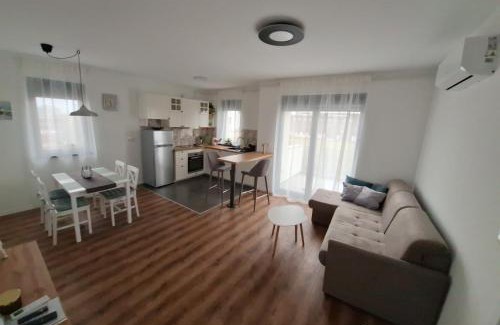 Novi Zagreb Apartment | G-mol app
