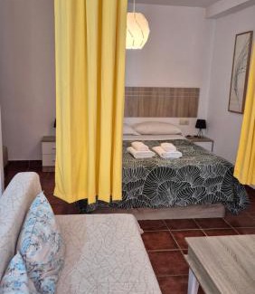 Pedregalejo Apartment | GABISOL Apartamento