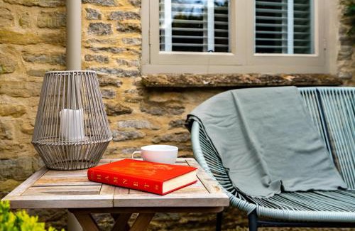 Meysey Hampton House | Gable Cottage