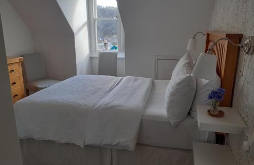 Lynton House | Gable Lodge Guest House