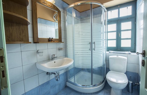 Dilofo Hotel | Gaia Guesthouse