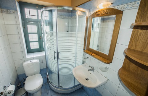 Dilofo Hotel | Gaia Guesthouse