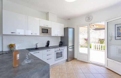Theoule-sur-Mer Villa | Gaiasvillas Villa Cigalette, private pool, 20 mt from beach, fiber WiFi