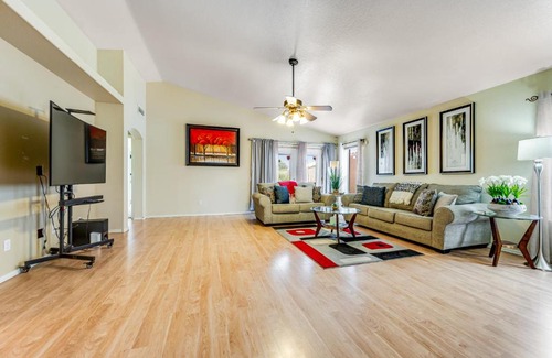 Provinces Master Community House | Gail Getaway