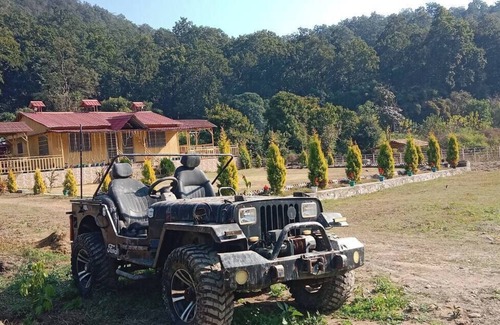 Lansdowne Hotel | Gaj River View Resort