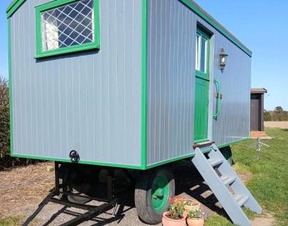 Northrepps Other | Galahad - Shepherd's Hut
