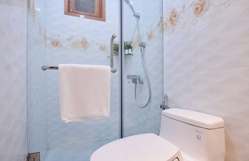 Phuong 8 Hotel | Galang Hotel