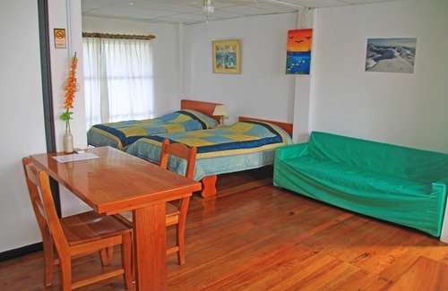 Bahia de la Academia House | Galapagos Chalet
