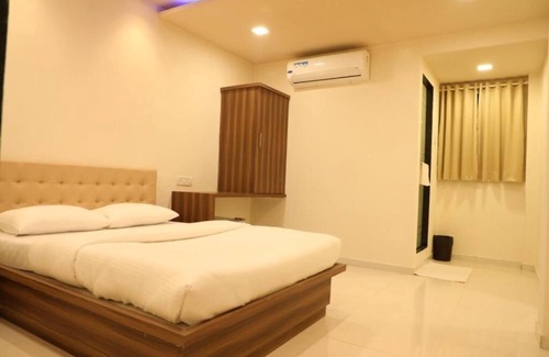 Jogeshwari East Hotel | Galaxy Inn By Glitz Hotels