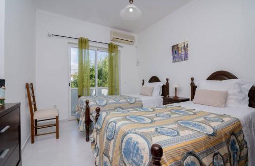 Vale de Parra Apartment | Gale Tomas by Innkeeper