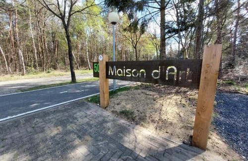 Malden Bed & Breakfast | Galerie Maison d'Art appartement