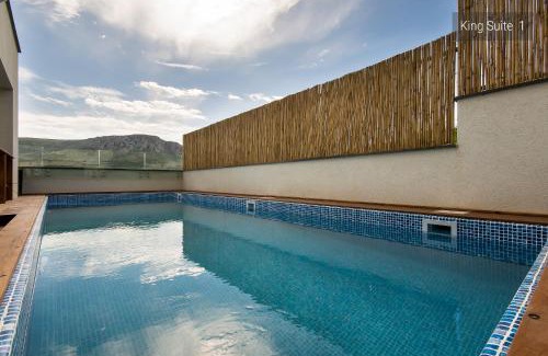 Migdal Apartment | Galilee Escape Private Pool or Jacuzzi Retreat