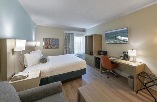 Florida Central Atlantic Coast Hotel | Galleria Palms Orlando - Free Theme Park Shuttles