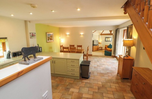 Thornthwaite Cottage | GALLERY CLOISTERS, pet friendly, character holiday cottage in Keswick