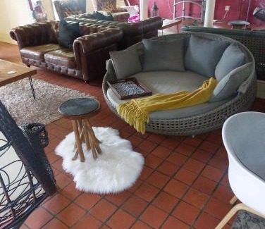 Port Elizabeth Central Villa | Gallery Guesthouse (La Sky Villa)
