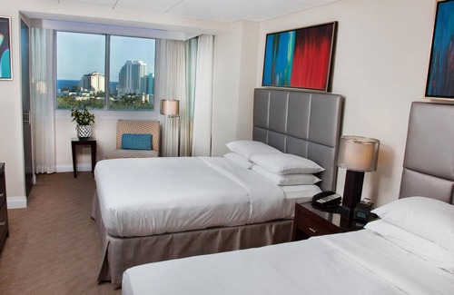 East Fort Lauderdale Hotel | GALLERYone- A DoubleTree Suites by Hilton Hotel