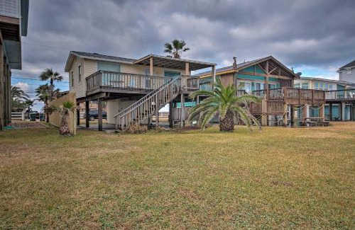 Gulf Palms House | Galveston Beach House with Private Deck and Gulf Views