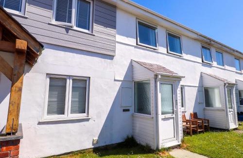Garn Fadryn House | Galwad Y Môr