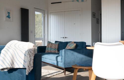 Dwyran House | Galwad y Mor