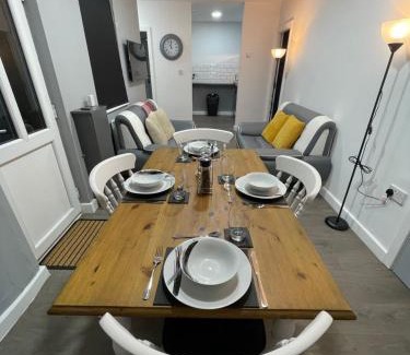 Preston Apartment | Galway Suite