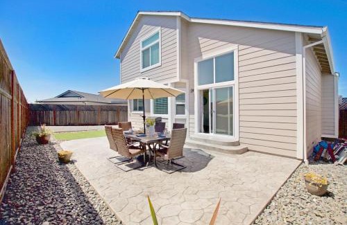 Santa Rosa House | Game Night Meets Wine Country Elegance
