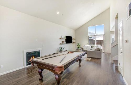 Santa Rosa House | Game Night Meets Wine Country Elegance