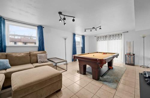 McMurray House | Game Room and Bunks Sleeps 12 Near Downtown