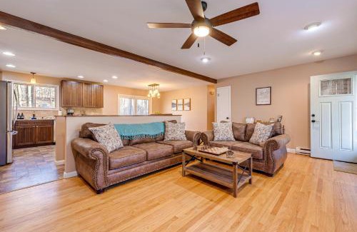 Pocono Pines House | Game Room and Fire Pit Chic Pocono Pines Home!