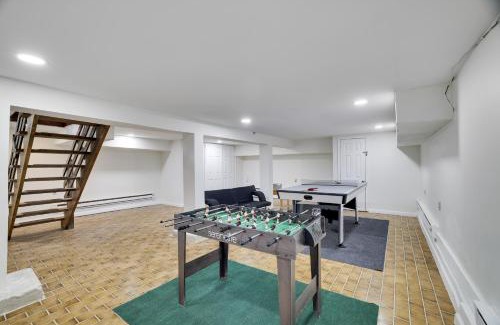 Pocono Lake House | Game Room and Fire Pit Tree-Lined Pocono Lake Cabin