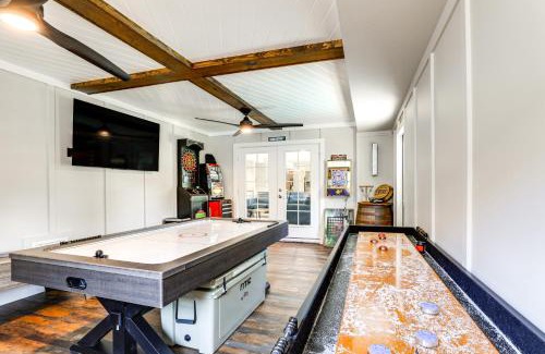 Bradenton House | Game Room and Pool Dog-Friendly Home in Bradenton!